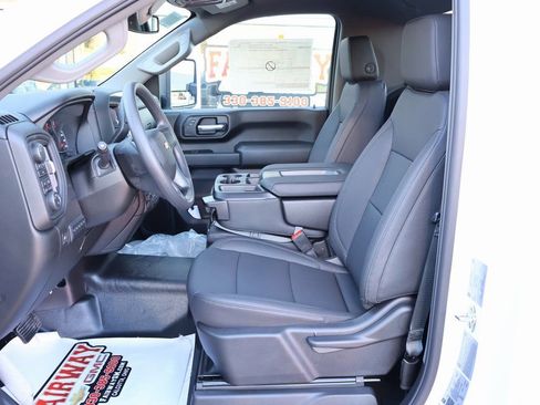 New 2026 Chevrolet Silverado 3500 W/T AWD/4WD image 10