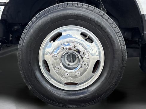 Used 2020 Ford F350 Lariat w/ Lariat Ultimate Package image 34