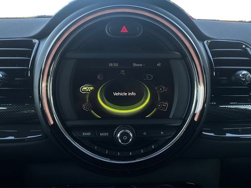 Used 2017 MINI Cooper Clubman S image 12