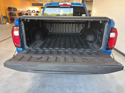 Used 2023 GMC Canyon AT4 w/ AT4 Premium Package AWD/4WD image 20