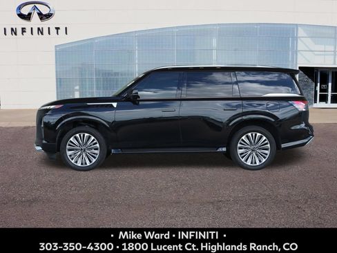 Used 2025 INFINITI QX80 Sensory AWD/4WD image 2