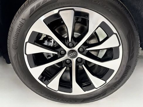 New 2026 Audi Q3 quattro 2.0T AWD/4WD image 29
