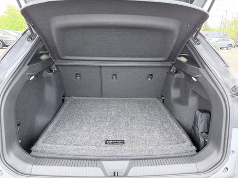 Used 2023 Volkswagen ID.4 Pro AWD/4WD image 27