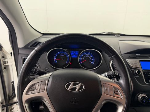 Used 2012 Hyundai Tucson GLS FWD image 14