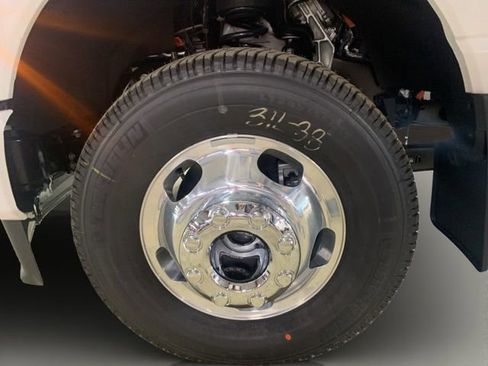 New 2026 Ford F350 Platinum AWD/4WD image 16