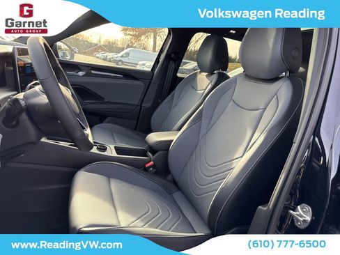 New 2026 Volkswagen Tiguan SE R-Line image 10