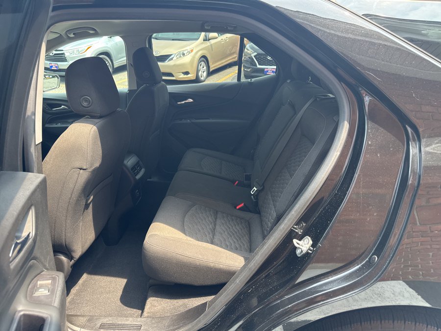 Used 2019 Chevrolet Equinox LT w/ Driver Convenience Package FWD image 18