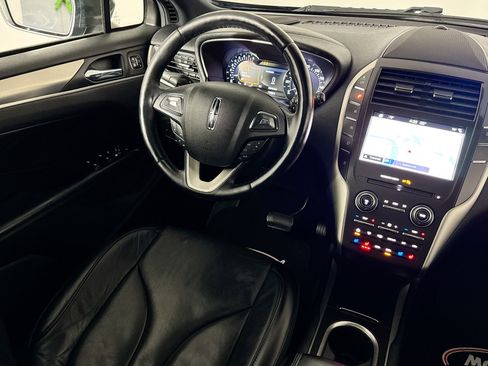 Used 2019 Lincoln MKC Reserve w/ MKC Climate Package image 27