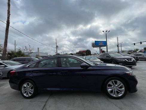 Used 2019 Honda Accord LX image 11