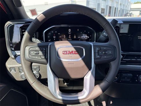 New 2026 GMC Sierra 1500 SLE w/ Preferred Package image 14