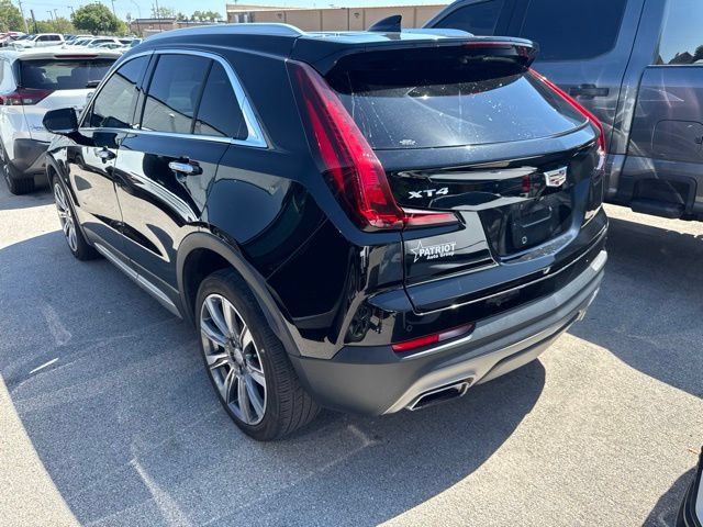 Used 2019 Cadillac XT4 Premium Luxury FWD image 4