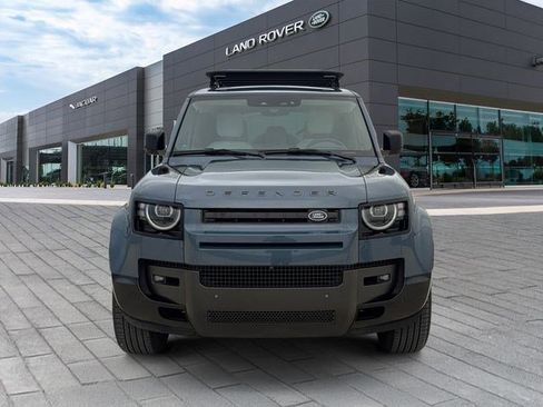 New 2026 Land Rover Defender 110 X-Dynamic SE AWD/4WD image 8