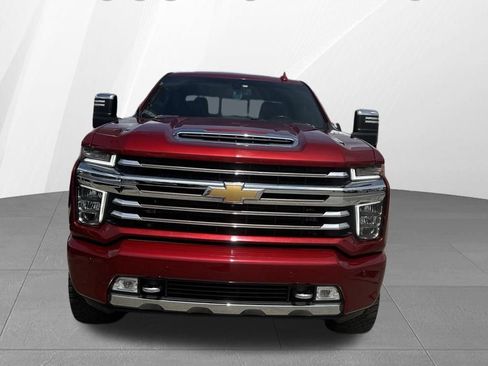 Used 2022 Chevrolet Silverado 2500 High Country AWD/4WD image 2