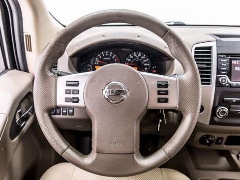 Used 2018 Nissan Frontier SV AWD/4WD image 20