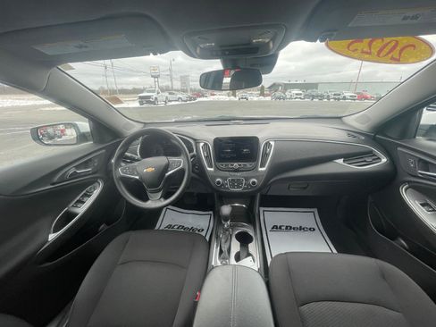 Used 2025 Chevrolet Malibu LT image 10