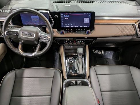 Used 2024 GMC Canyon Denali image 23