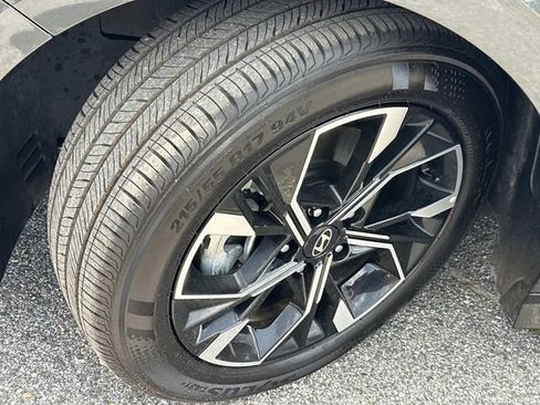 Used 2025 Hyundai Sonata SEL FWD image 14