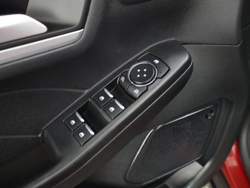 Used 2025 Ford Escape SE w/ PHEV Premium Package FWD image 38