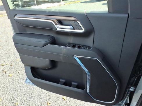 New 2026 Chevrolet Silverado 1500 LT image 9