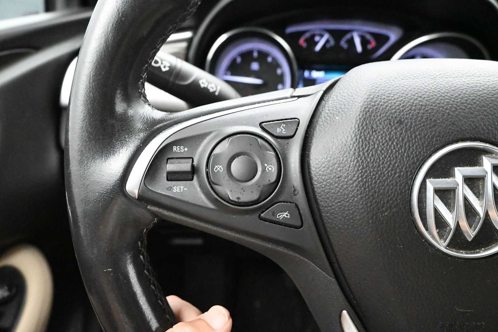 Used 2020 Buick Envision Preferred FWD image 38