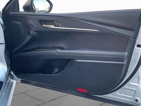 Used 2025 Toyota Camry LE FWD image 22