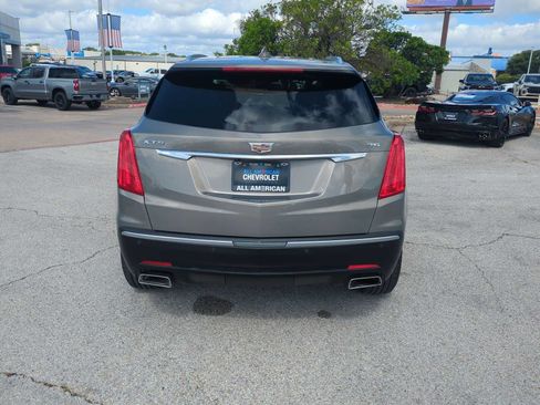 Used 2018 Cadillac XT5 FWD image 7