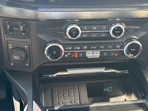 Used 2024 Ford F250 Lariat w/ Lariat Ultimate Package image 12