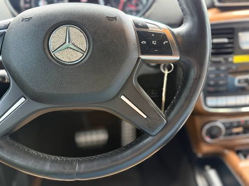 Used 2015 Mercedes-Benz G 63 AMG 4MATIC image 27