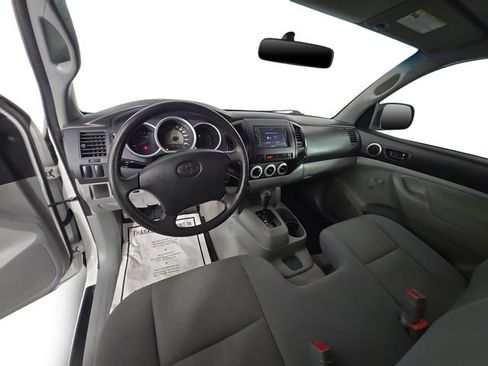 Used 2008 Toyota Tacoma 2WD Regular Cab image 10