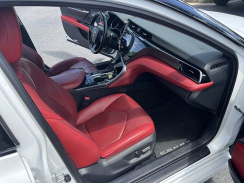 Used 2020 Toyota Camry XSE w/ Driver Assist Package FWD image 34