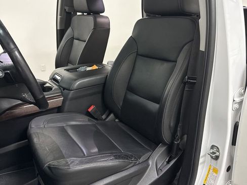 Used 2020 GMC Yukon SLT image 13