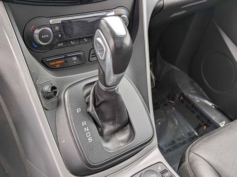 Used 2015 Ford Escape SE w/ Equipment Group 201A image 29