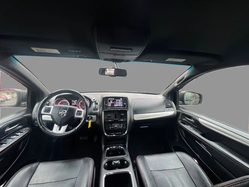 Used 2017 Dodge Grand Caravan GT image 20