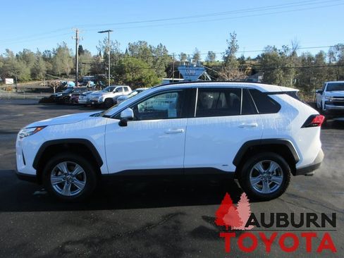 Certified 2025 Toyota RAV4 XLE image 8