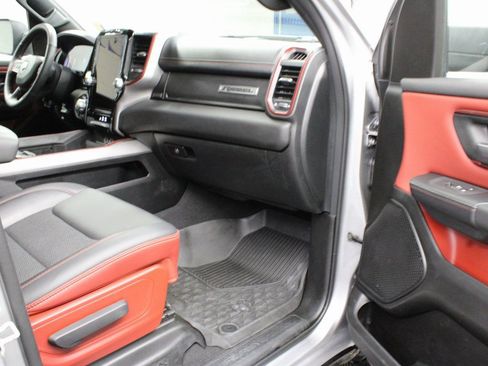 Used 2025 RAM 1500 Rebel image 30