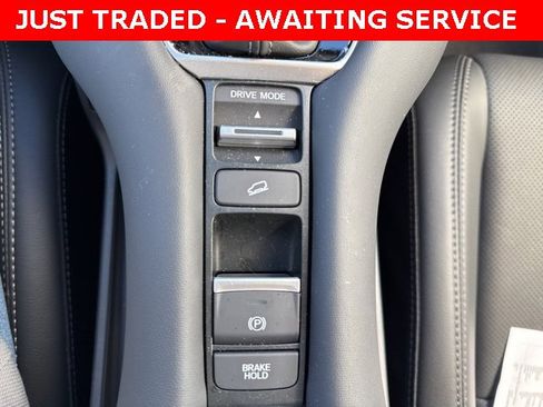 Used 2026 Honda HR-V EX-L image 18