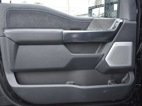 Used 2025 Ford F450 Platinum w/ Camper Package image 13