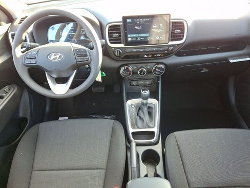 New 2026 Hyundai Venue SE image 10