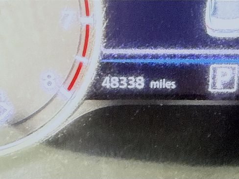 Used 2023 Nissan Sentra SR w/ Midnight Edition Package FWD image 16