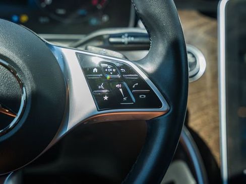 Certified 2023 Mercedes-Benz C 300 4MATIC Sedan image 27