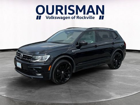 Used 2021 Volkswagen Tiguan SE R-Line AWD/4WD image 2