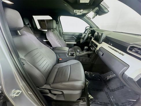 Used 2024 Toyota Tacoma TRD Off-Road image 12