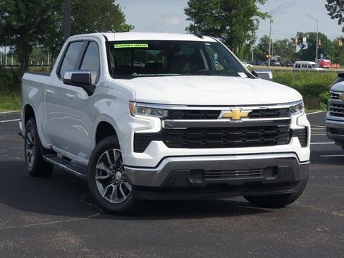 Used 2026 Chevrolet Silverado 1500 LT RWD image 6