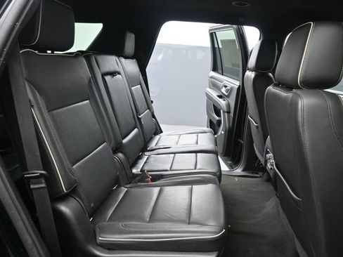 Used 2021 GMC Yukon SLT RWD image 16