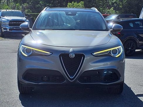 Used 2019 Alfa Romeo Stelvio Ti w/ TI Performance Package AWD/4WD image 2