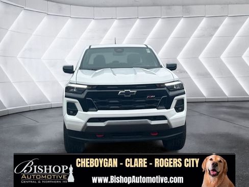 Used 2024 Chevrolet Colorado Z71 w/ Z71 Convenience Package 2 AWD/4WD image 22