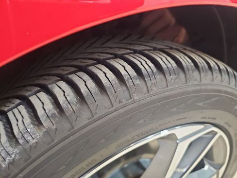 Used 2023 Kia Forte LXS image 27