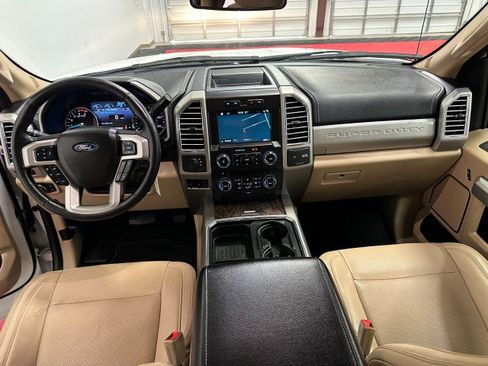 Used 2017 Ford F350 Lariat w/ FX4 Off-Road Package image 7