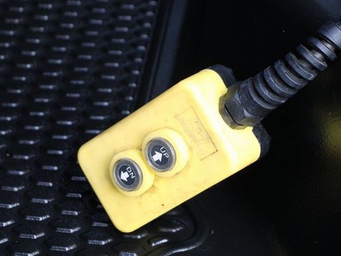 Used 2022 RAM 5500 Tradesman w/ Chrome Appearance Group image 36