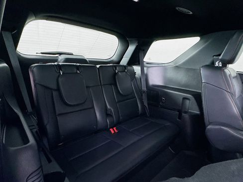 Used 2025 Ford Explorer ST w/ Sun And Sound Package image 28